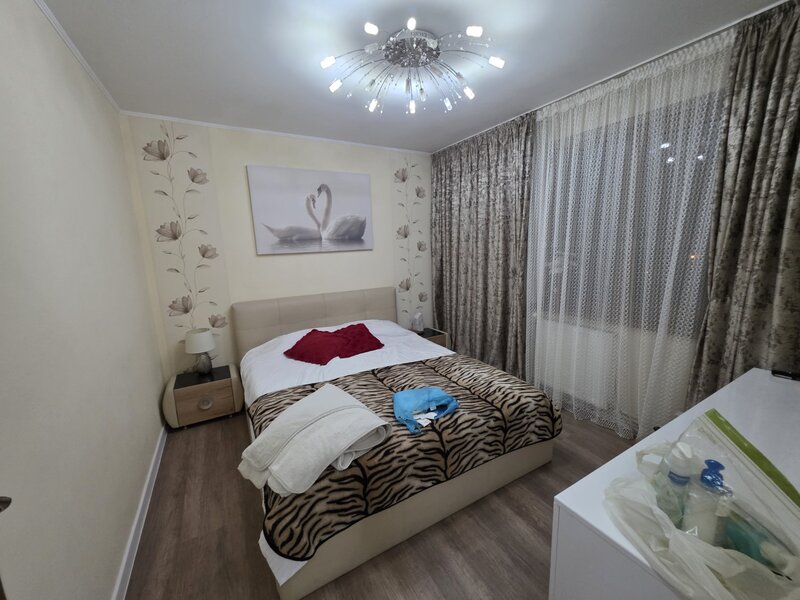 Trapezului, metrou 1 Decembrie 1918, renovat complet, geam baie, centrala