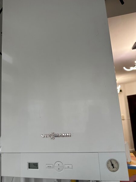 Trapezului, metrou 1 Decembrie 1918, renovat complet, geam baie, centrala