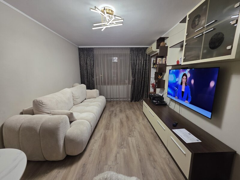 Trapezului, metrou 1 Decembrie 1918, renovat complet, geam baie, centrala