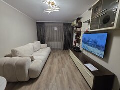 Trapezului, metrou 1 Decembrie 1918, renovat complet, geam baie, centrala